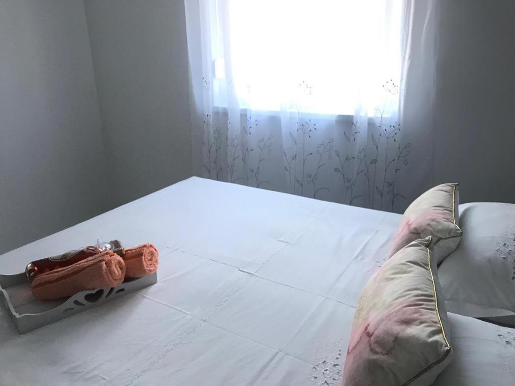 Hedonist-luxury 2 Bedroom With Private Hot Tub, Garden And Free Parking