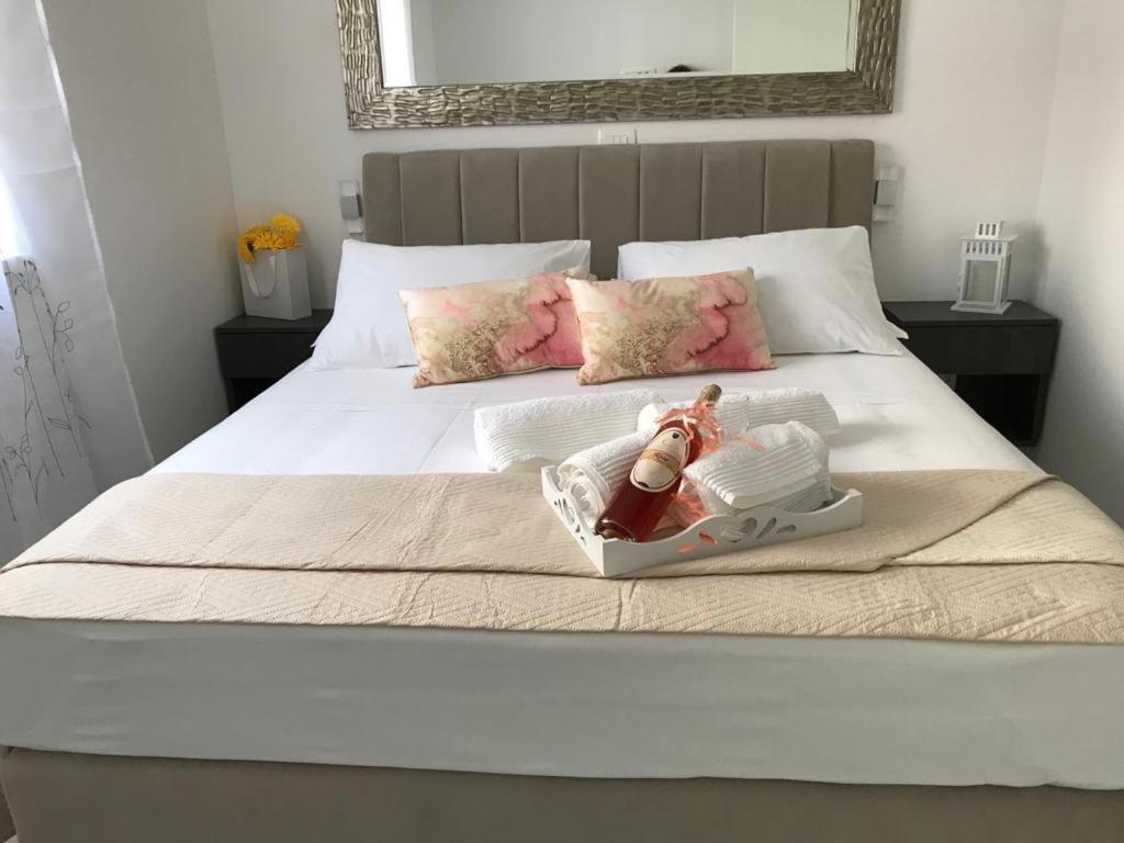 Apartment Hedonist-luxury 2 Bedroom With Private Hot Tub, Garden And Free Parking Trogir