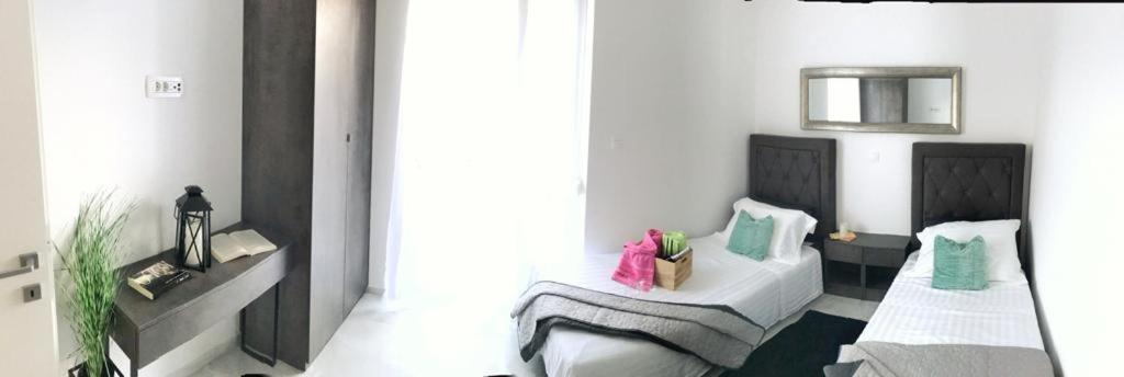 Hedonist-luxury 2 Bedroom With Private Hot Tub, Garden And Free Parking Apartment